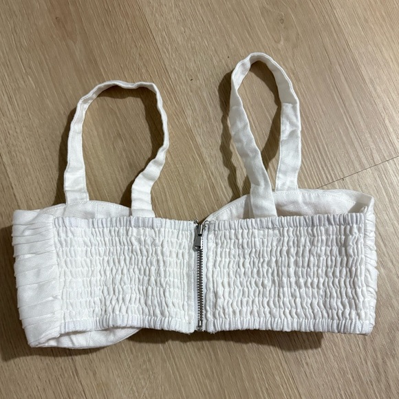 Ronny Kobo Women’s White Pleated Bandeau Top Size Small - Picture 2 of 2